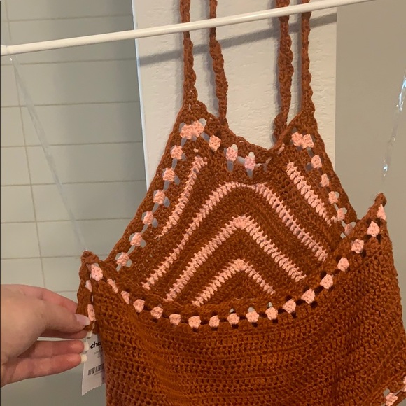 Halter crop top - Picture 3 of 3